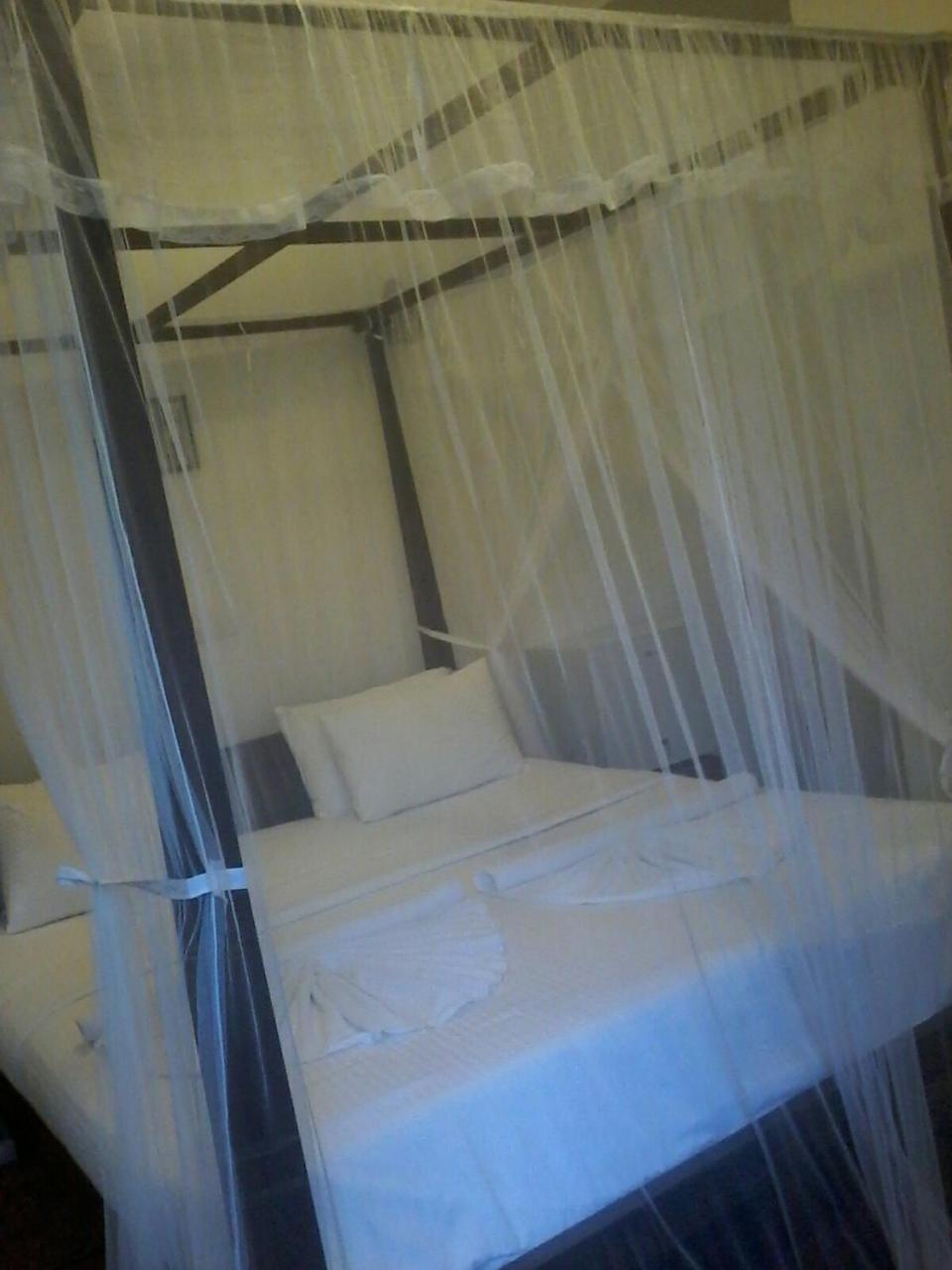 Secret Palace *